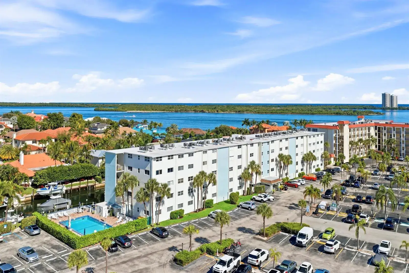 109 Paradise Harbour Blvd # 415, North Palm Beach FL 33408