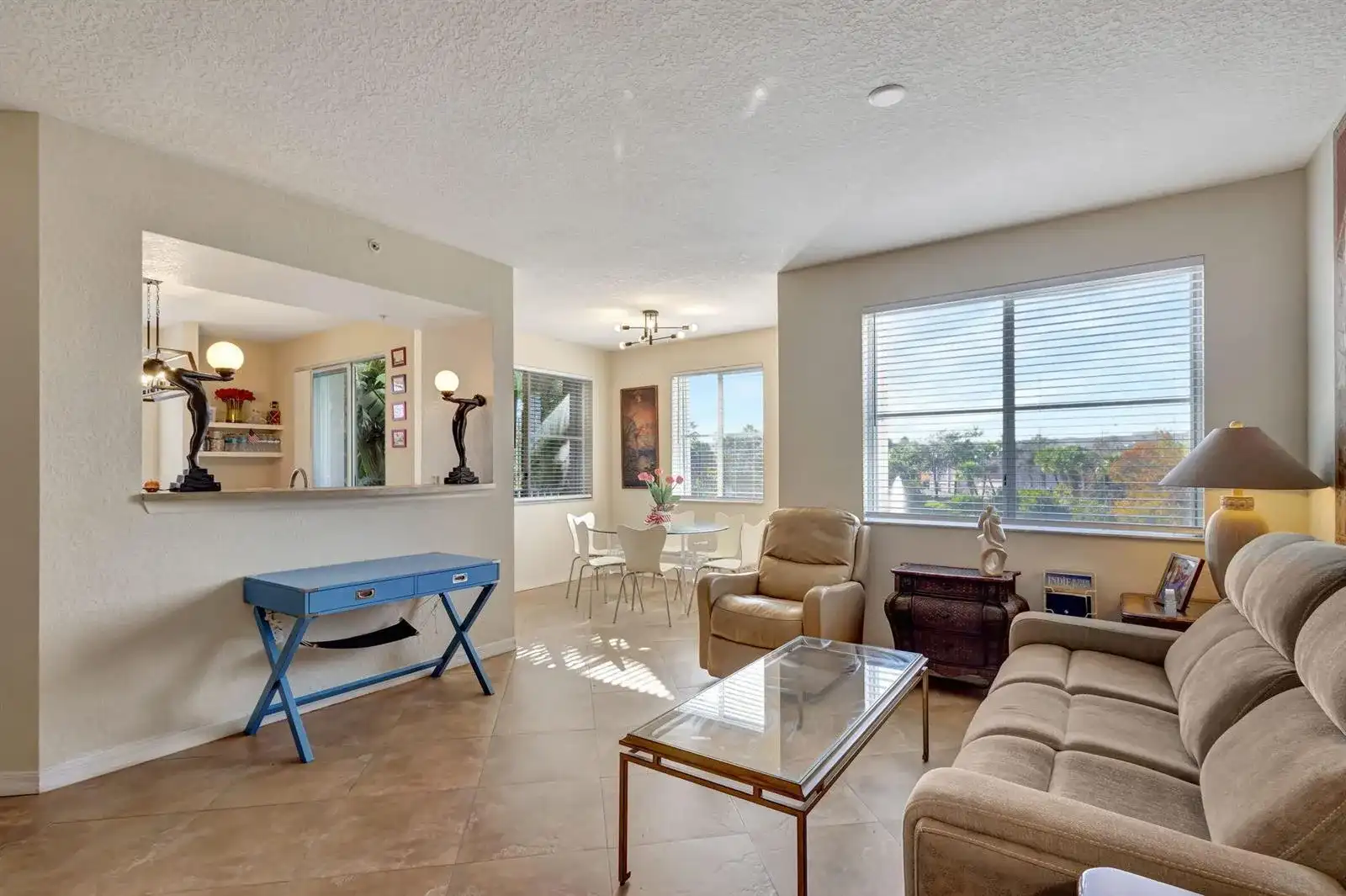 11023 Legacy Lane # 204, Palm Beach Gardens FL 33410