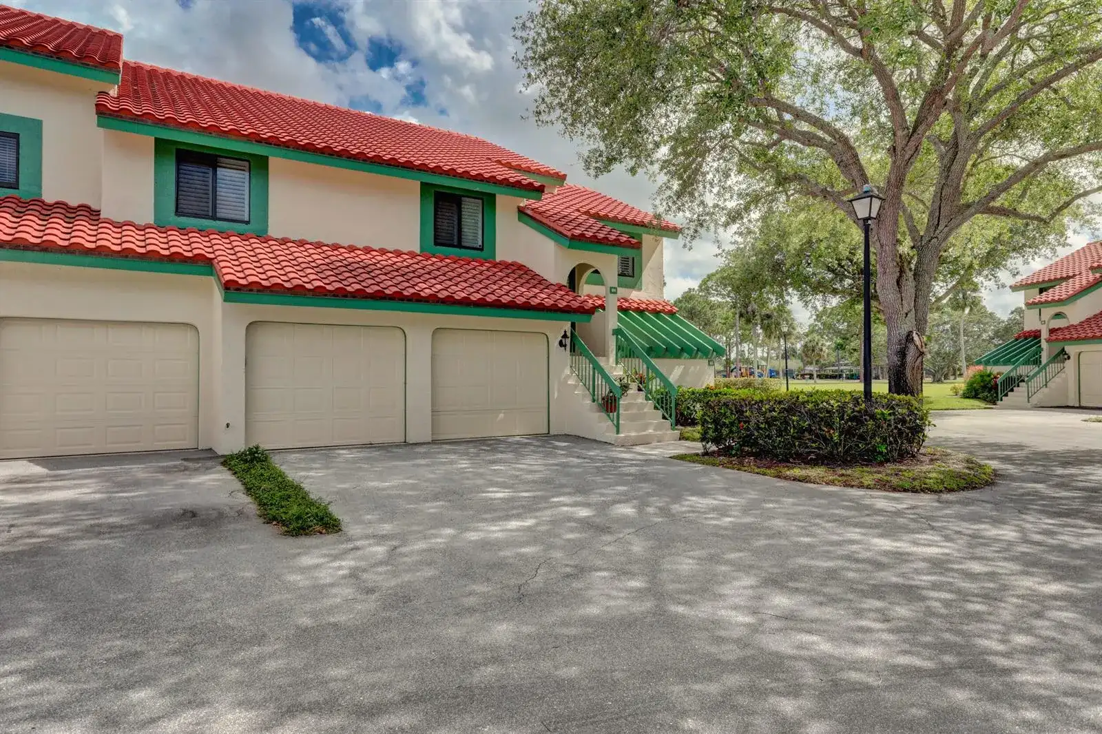 6 Lexington Lane E # D, Palm Beach Gardens FL 33418 photo 2