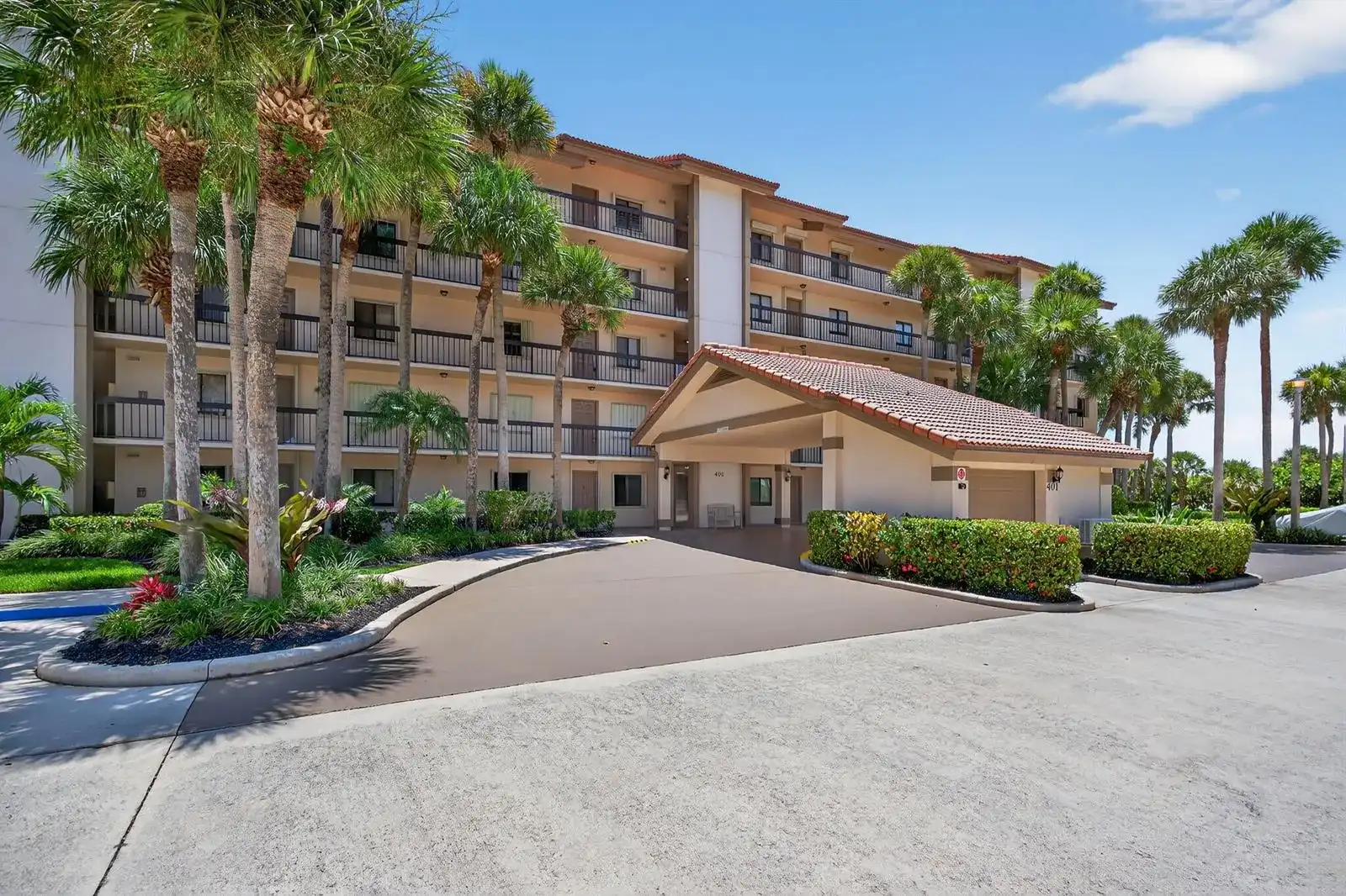401 Ocean Bluffs Boulevard # 205, Jupiter FL 33477