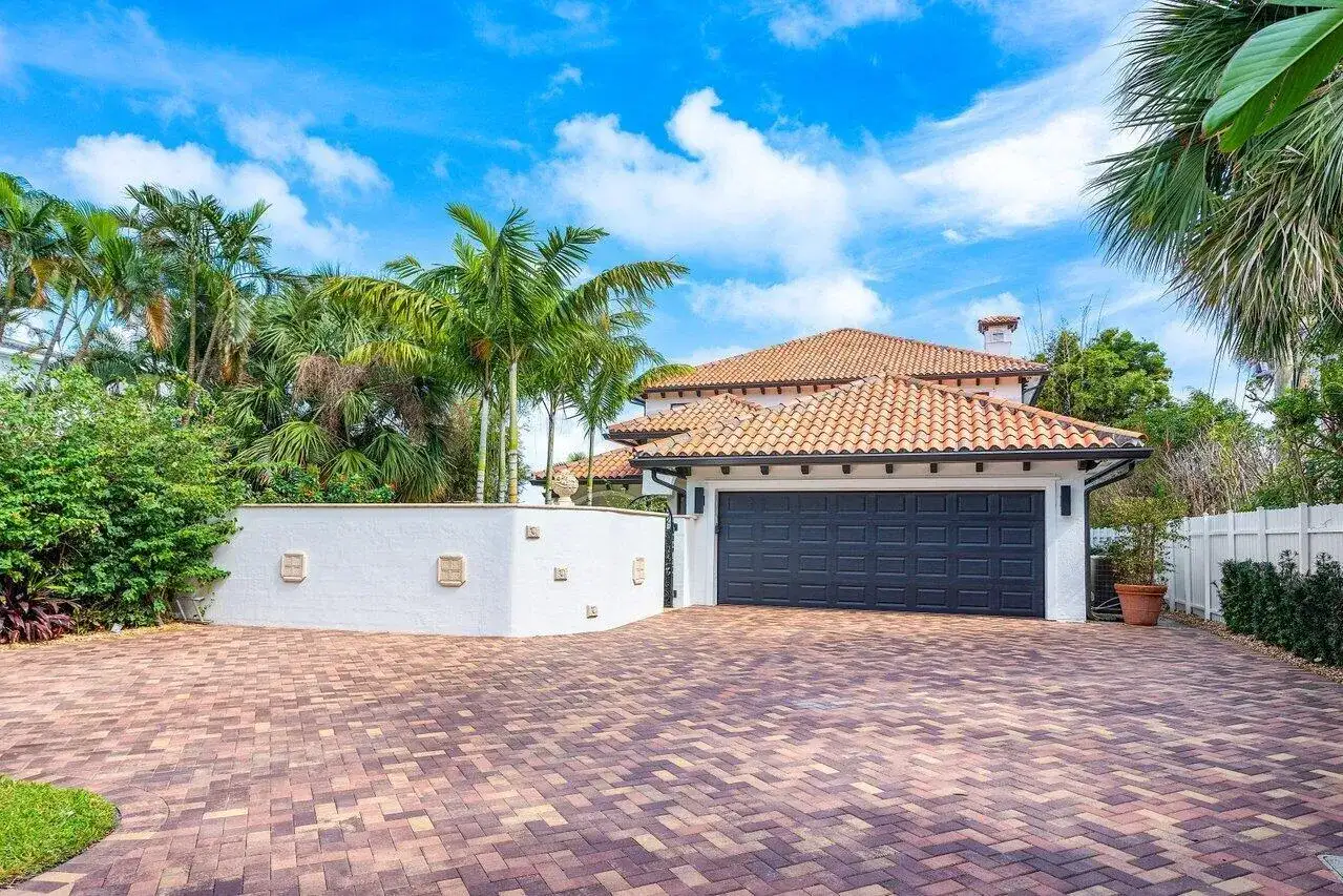 1 S 18th Avenue S, FL 33460 photo 5