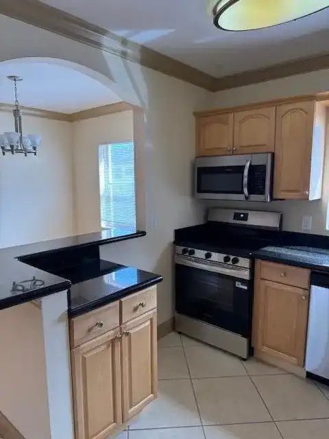 744 NE 14th Avenue # 12, Fort Lauderdale FL 33304