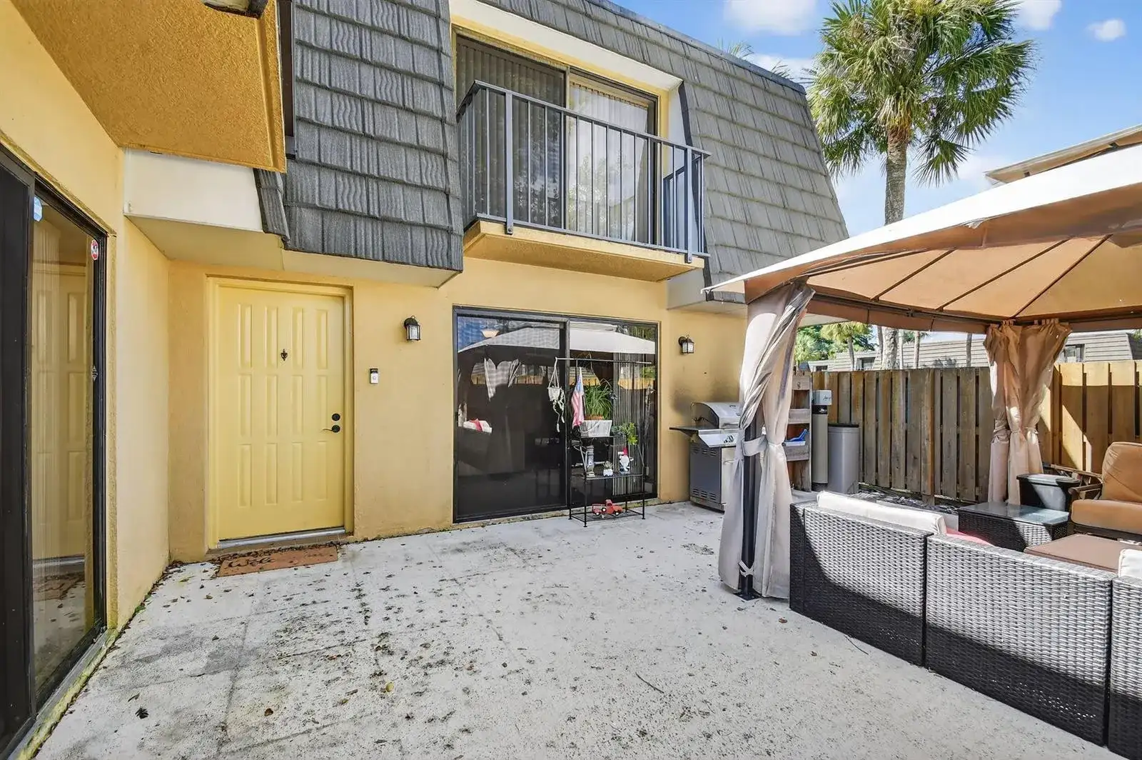 2409 24th Way, West Palm Beach FL 33407 photo 3