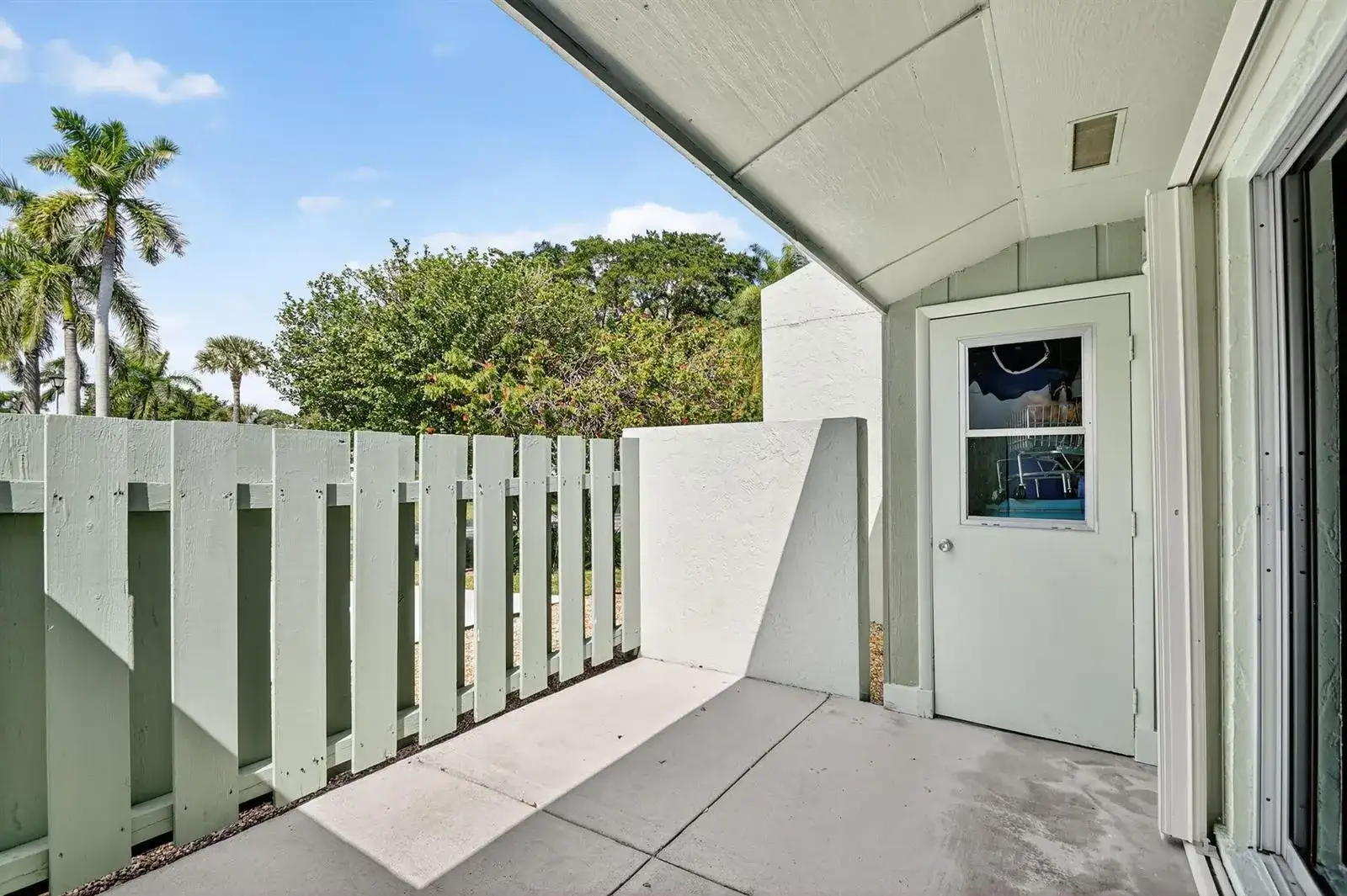 20 Camden Lane, Boynton Beach FL 33426 photo 5