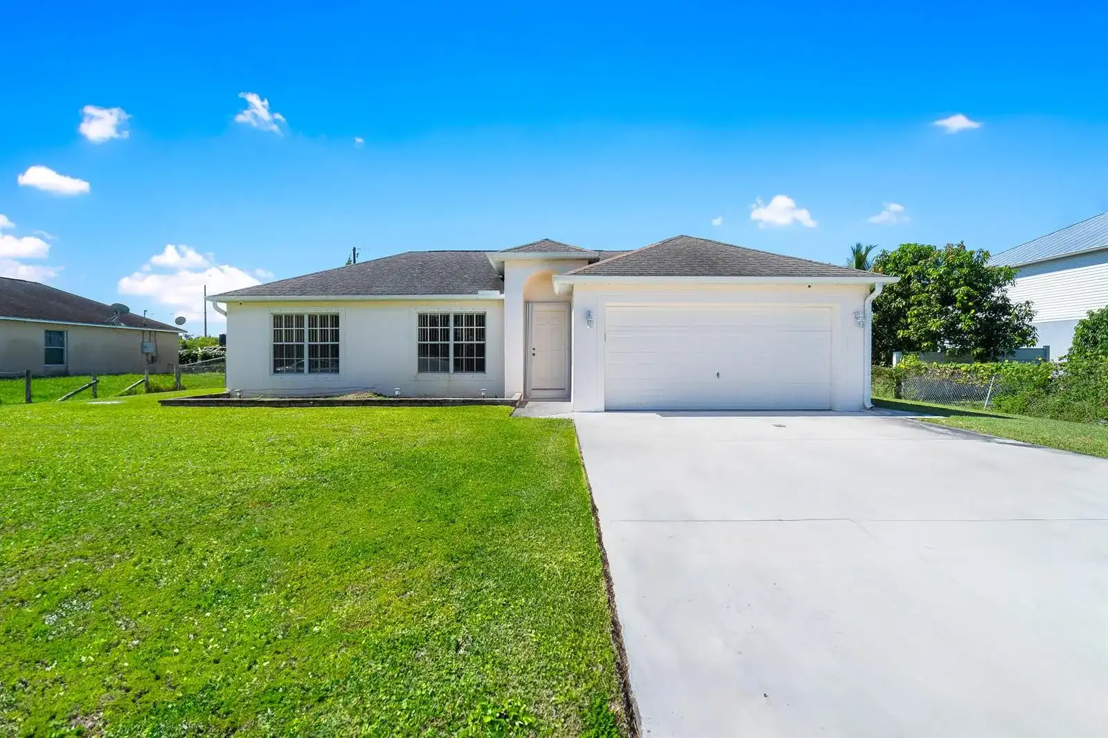 1165 SE 40th Avenue, Okeechobee FL 34974