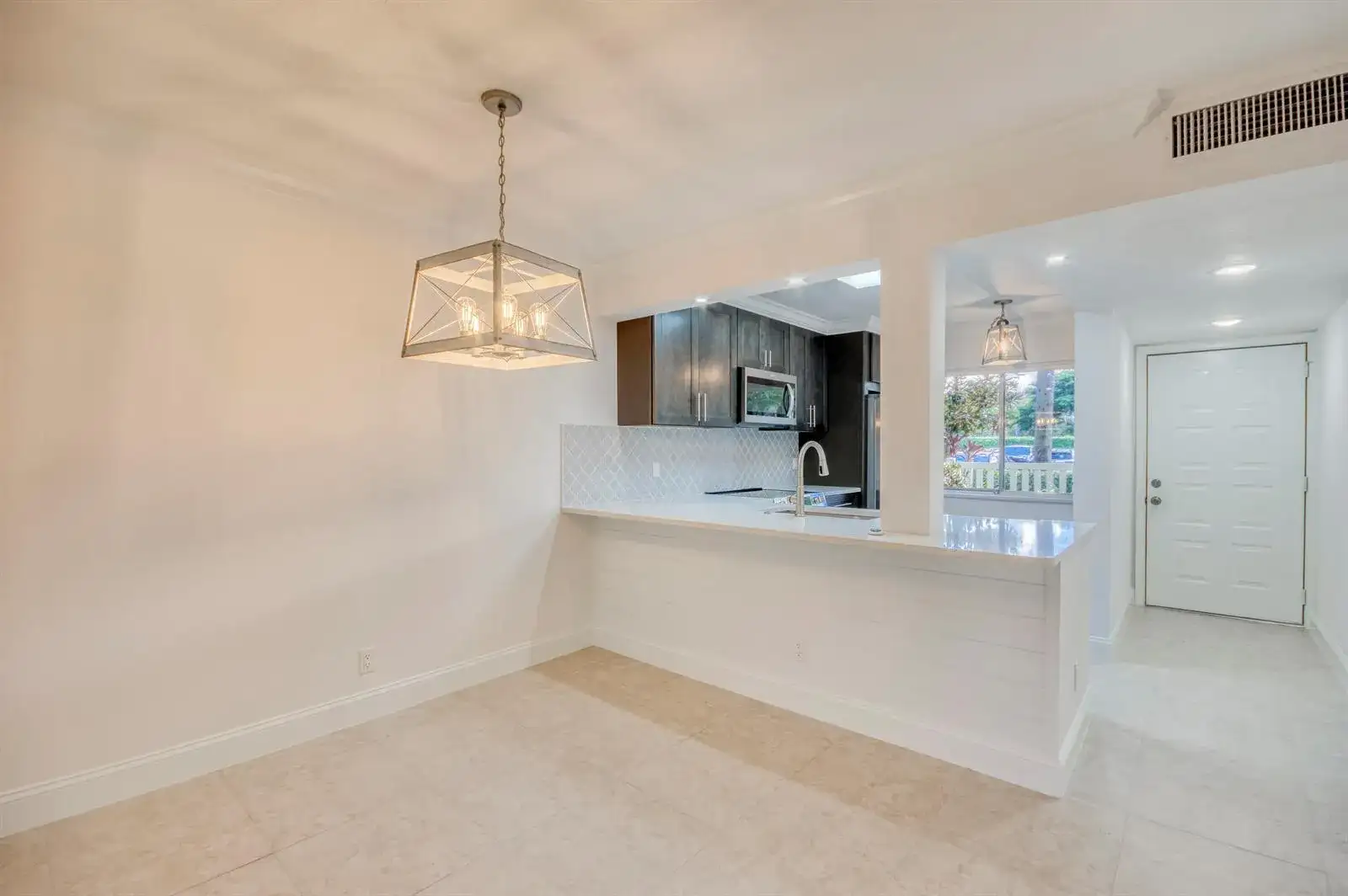 6865 Huntington Lane # 105, Delray Beach FL 33446 photo 4