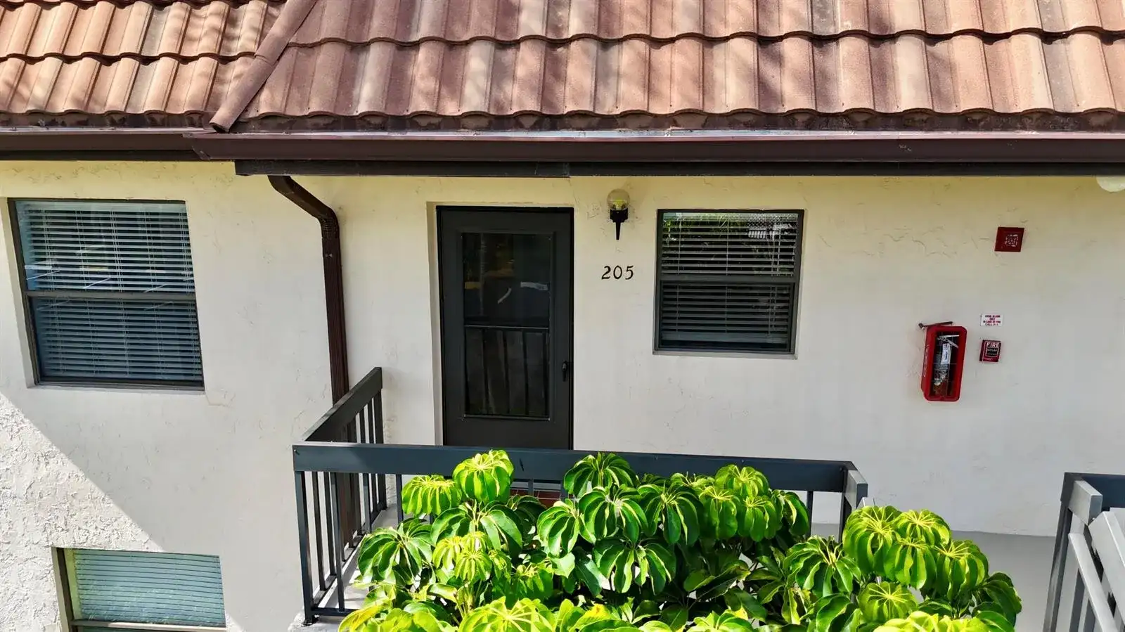 7214 Golf Colony Court # 205, Lake Worth FL 33467 photo 2