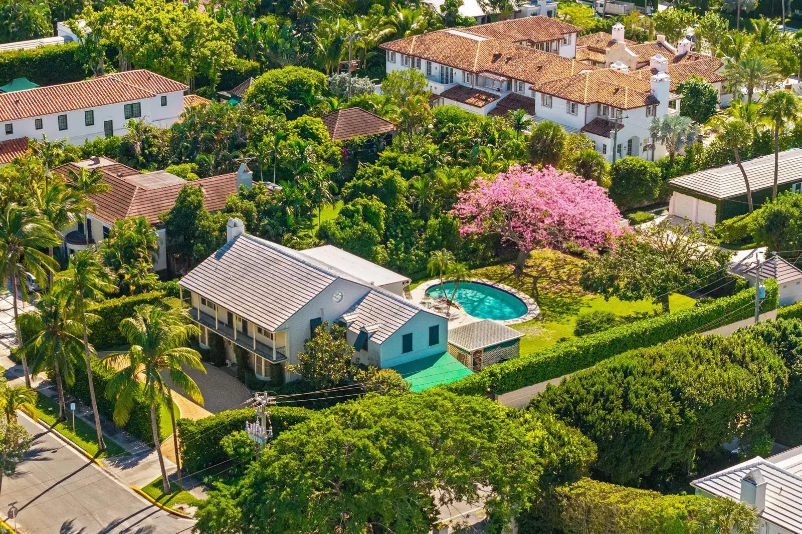 334 Barton Avenue, Palm Beach FL 33480 photo 2