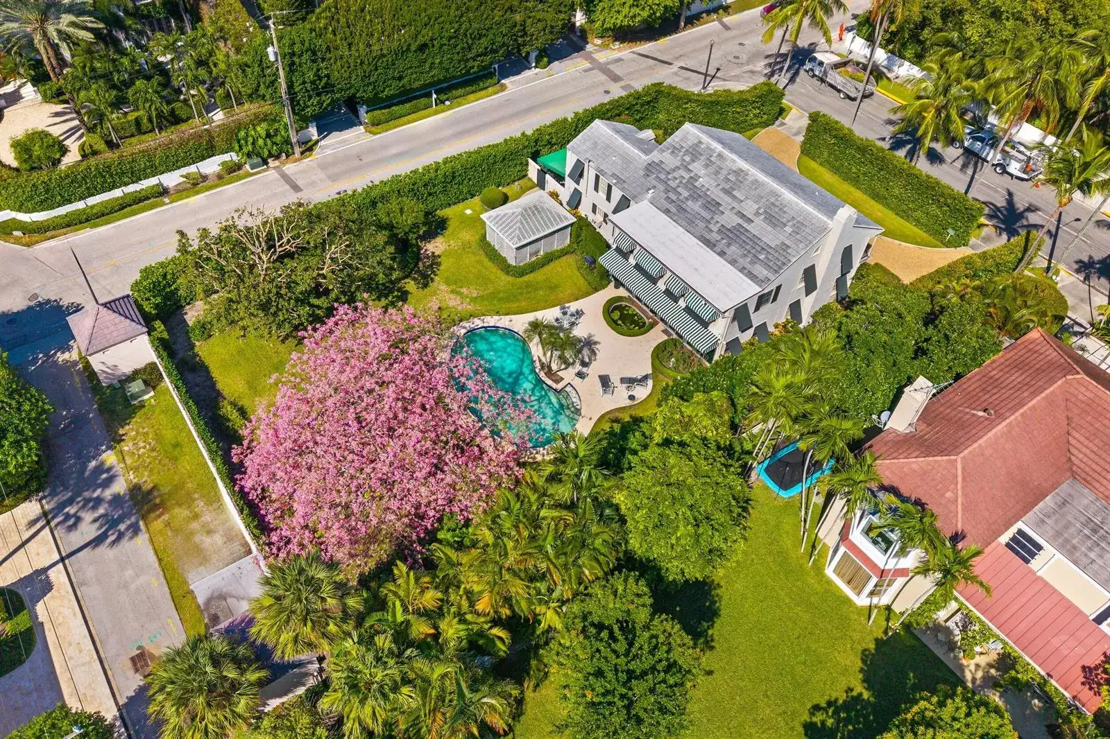 334 Barton Avenue, Palm Beach FL 33480 photo 4