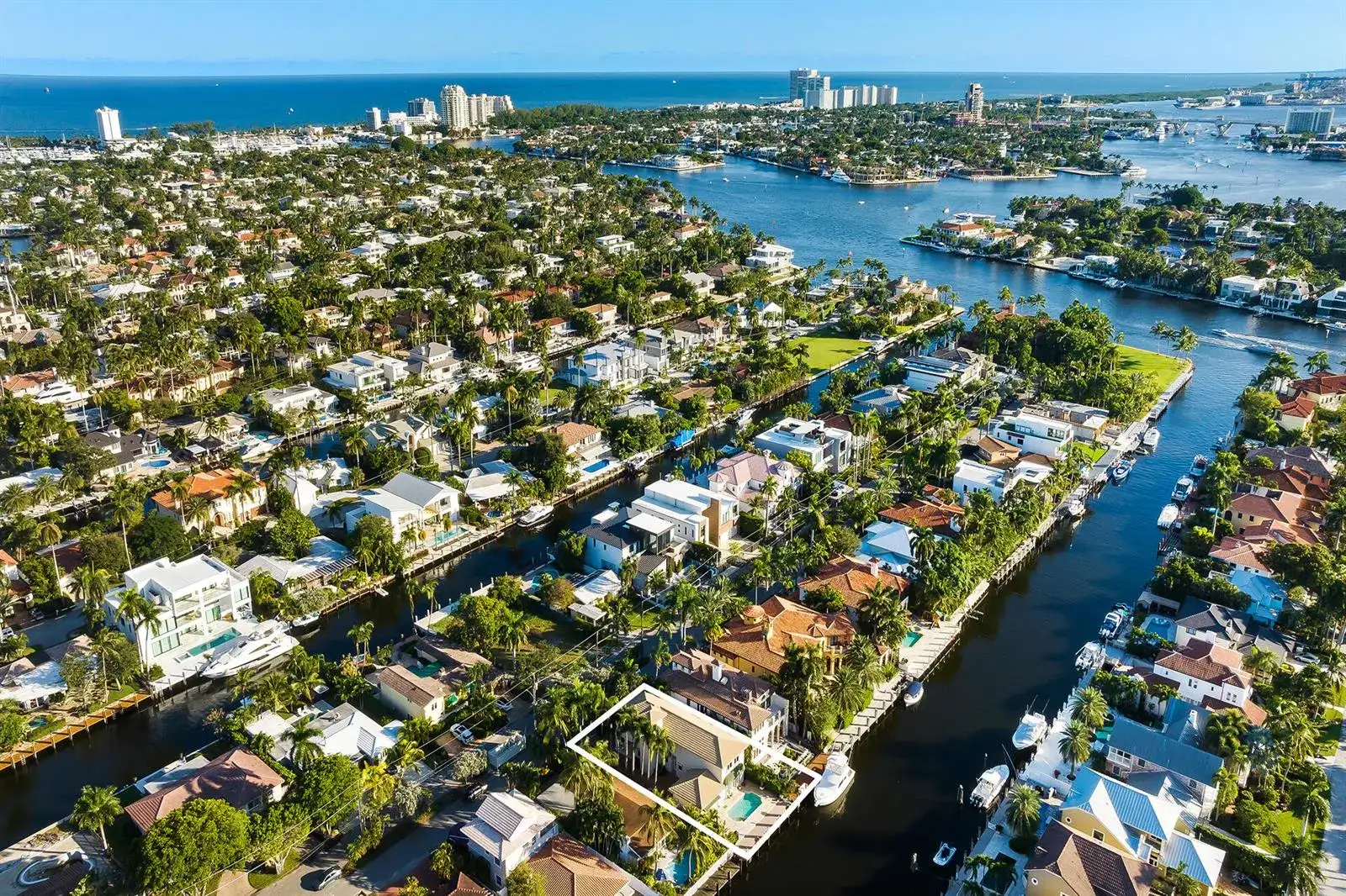 413 Coconut Isle Drive, Fort Lauderdale FL 33301 photo 2