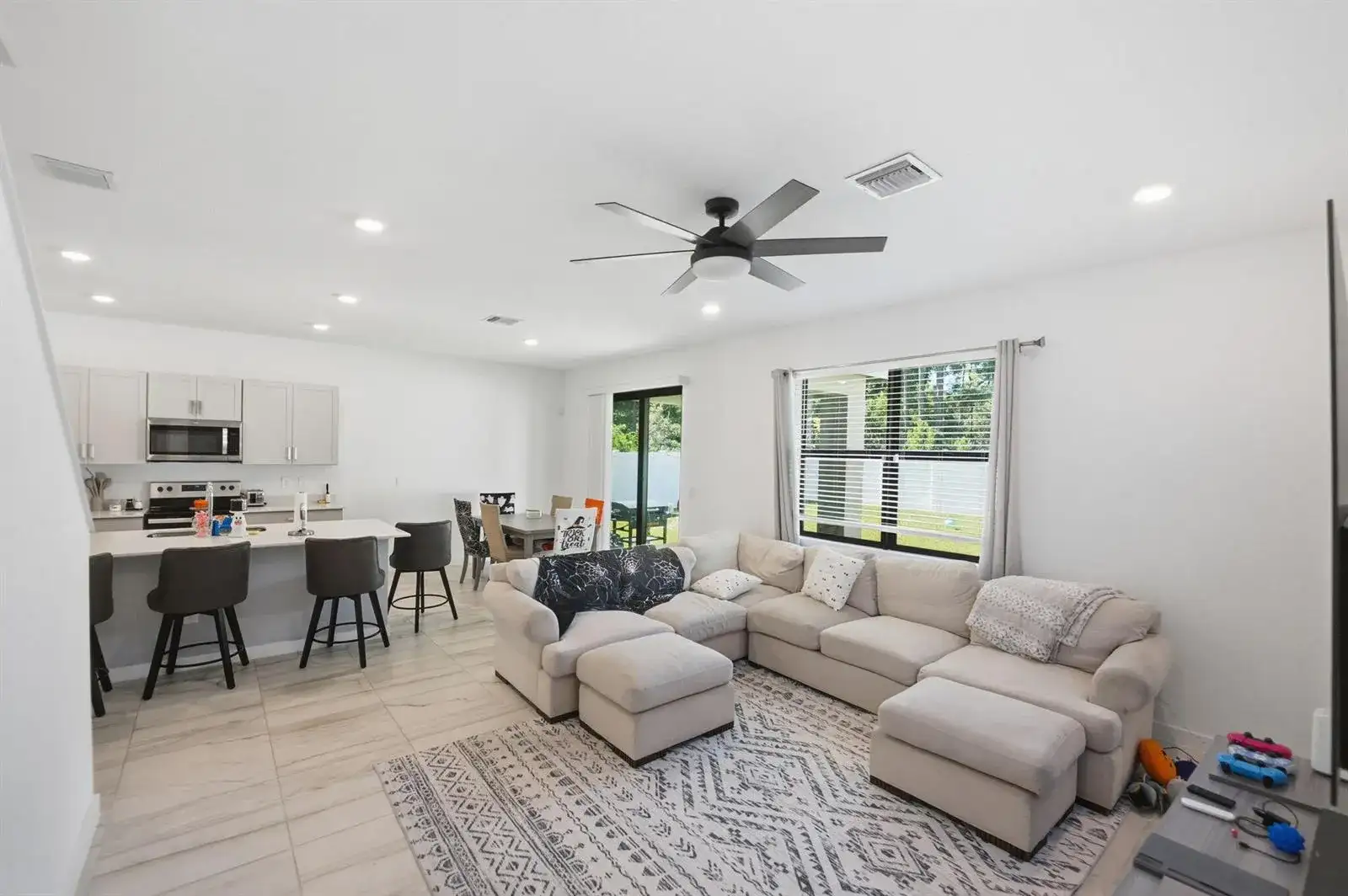 6016 SE Violet Lane, Stuart FL 34997 photo 4