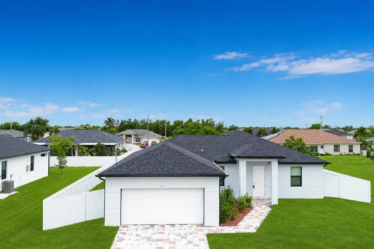 2458 NW 9th Ter Terrace, Cape Coral FL 33993