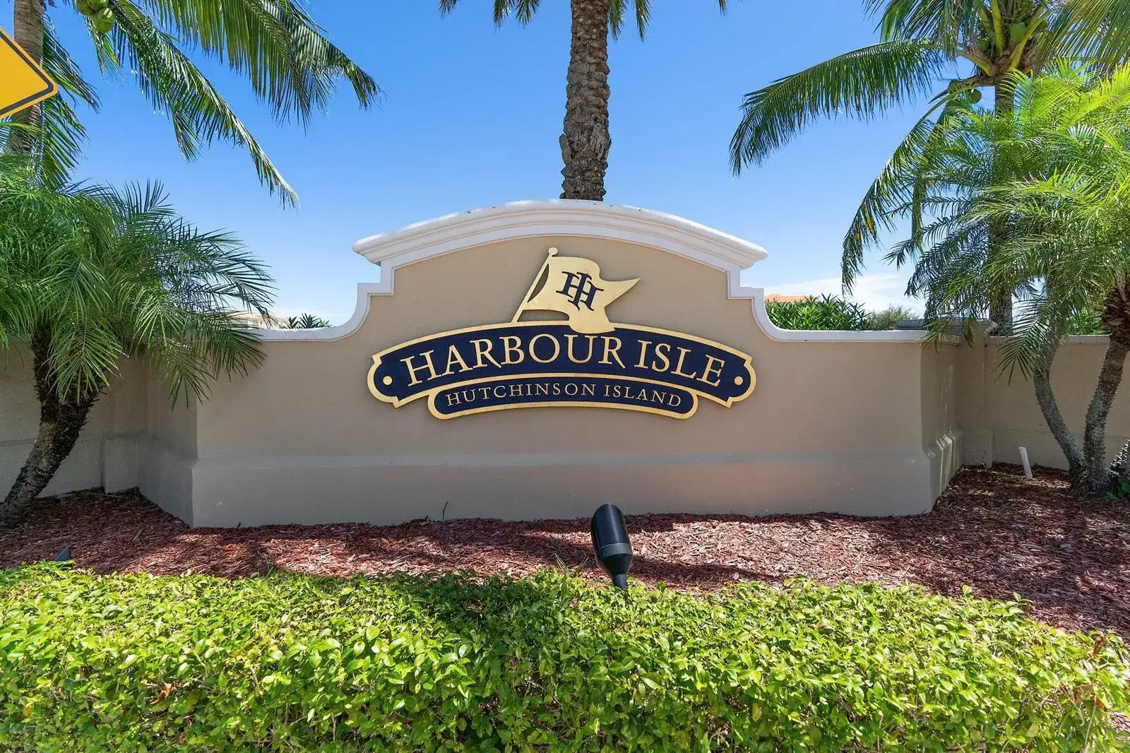 17 Harbour Isle Drive W, Hutchinson Island FL 34949 photo 4