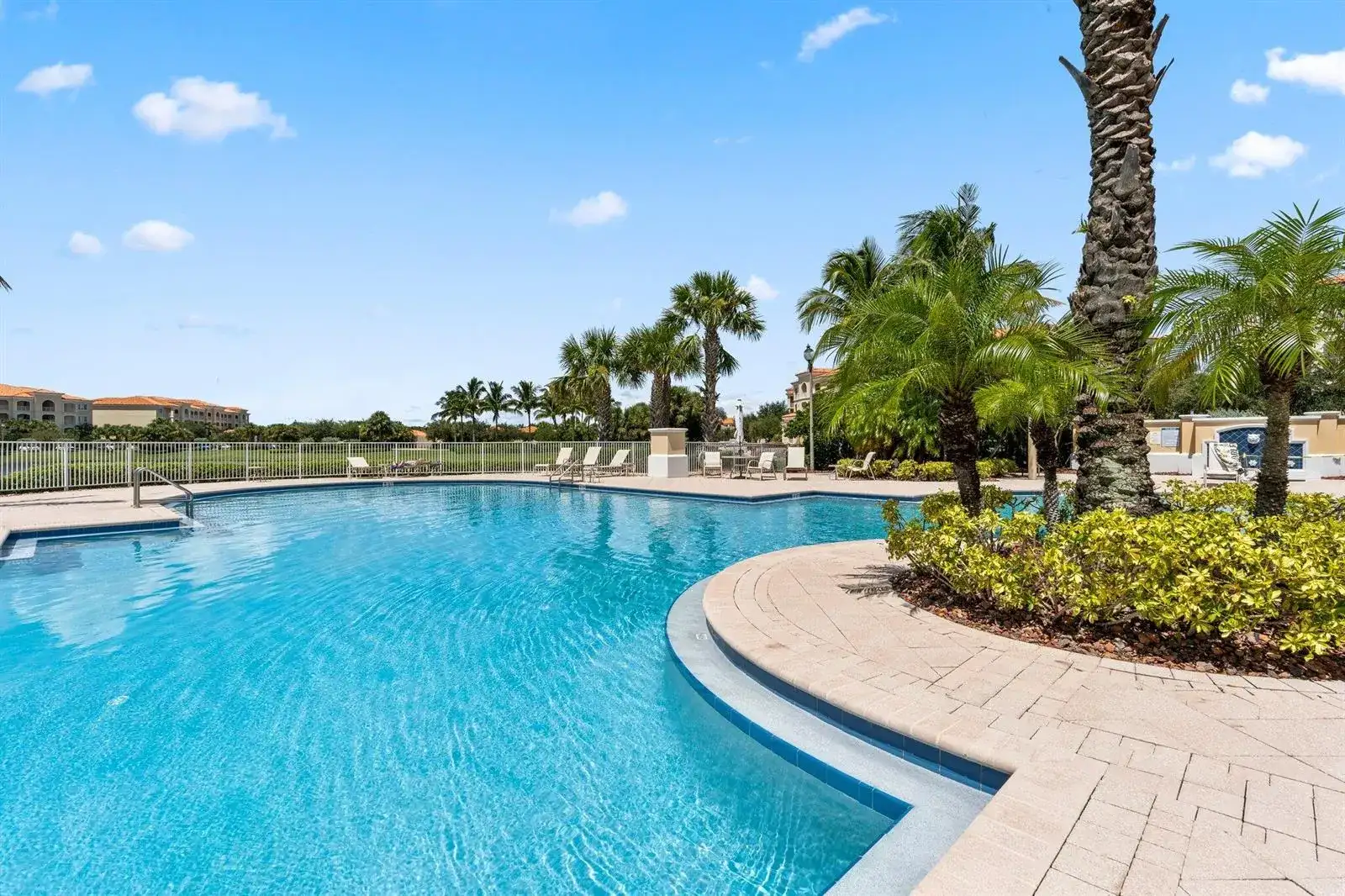 17 Harbour Isle Drive W, Hutchinson Island FL 34949 photo 5