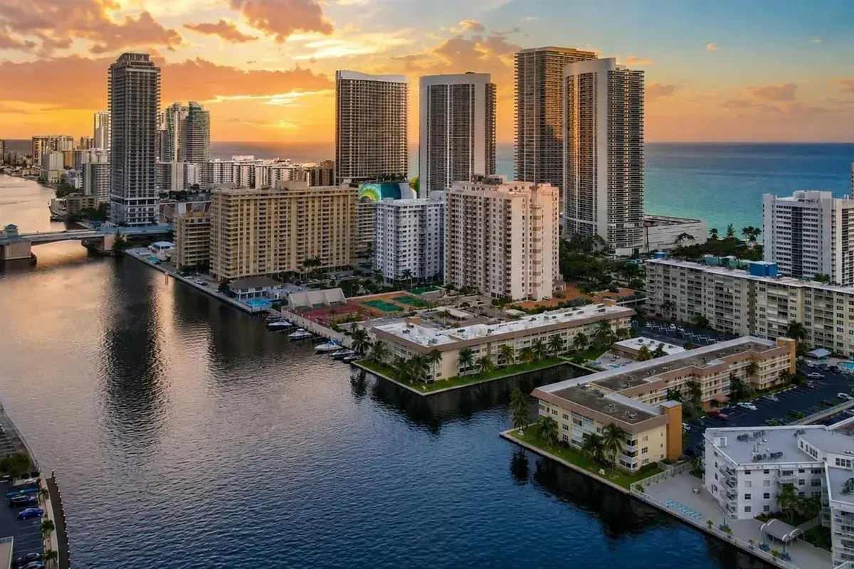 1891 S Ocean Drive # 202, Hallandale Beach FL 33009
