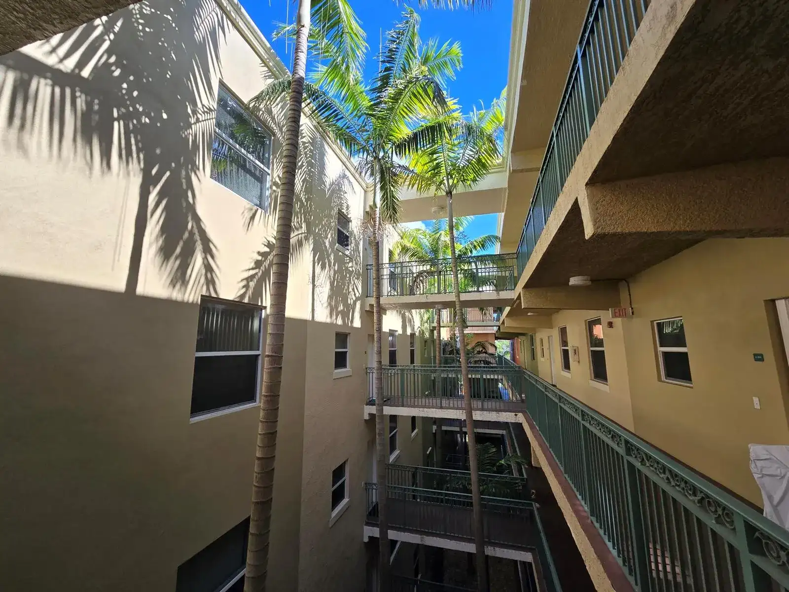 1640 Presidential Way # 403, West Palm Beach FL 33401 photo 5