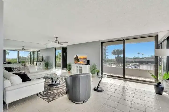 5550 N Ocean Drive # 2b, Singer Island FL 33404 photo 5