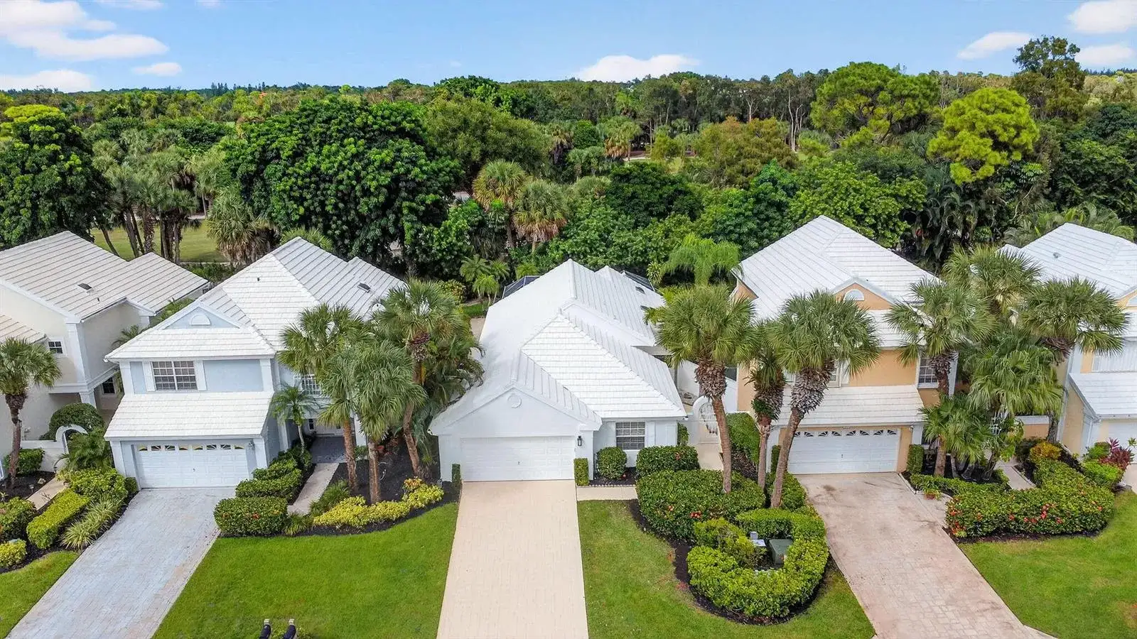 9333 Heathridge Drive, West Palm Beach FL 33411 photo 3