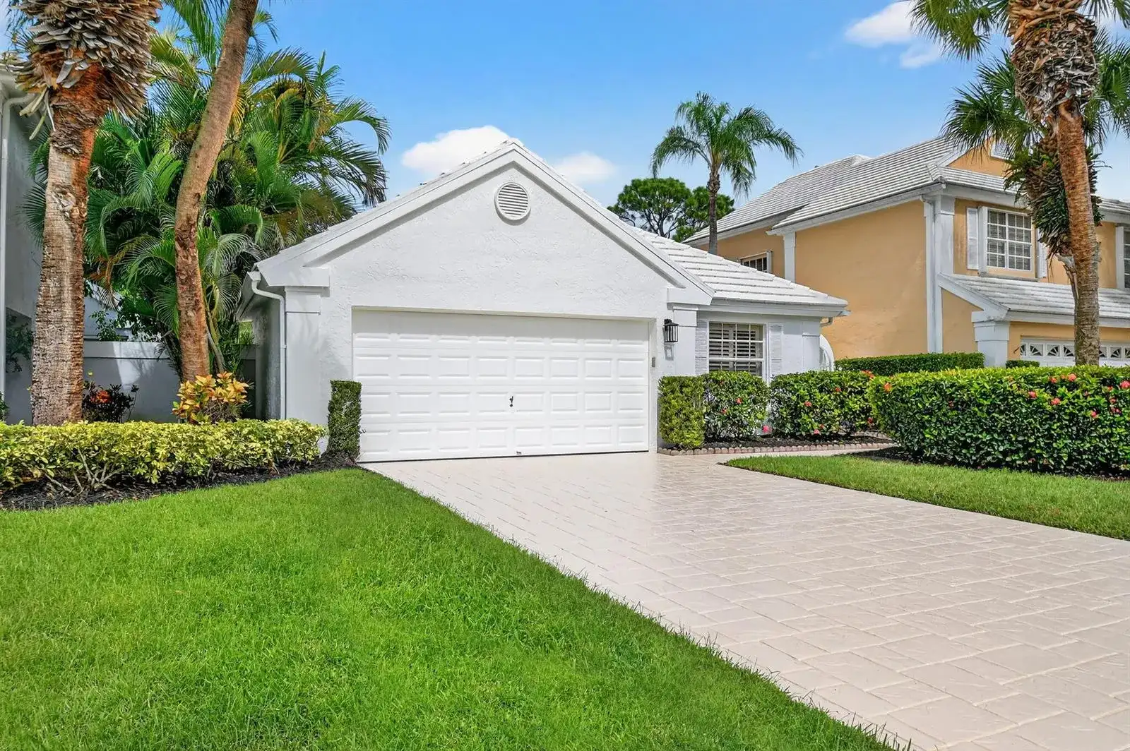 9333 Heathridge Drive, West Palm Beach FL 33411 photo 4
