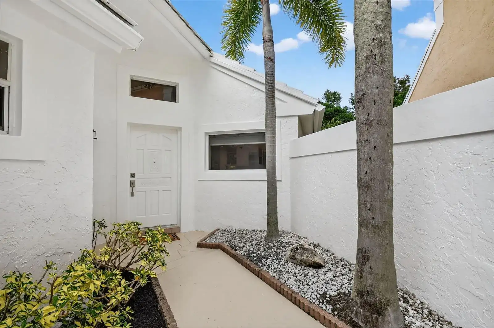 9333 Heathridge Drive, West Palm Beach FL 33411 photo 5