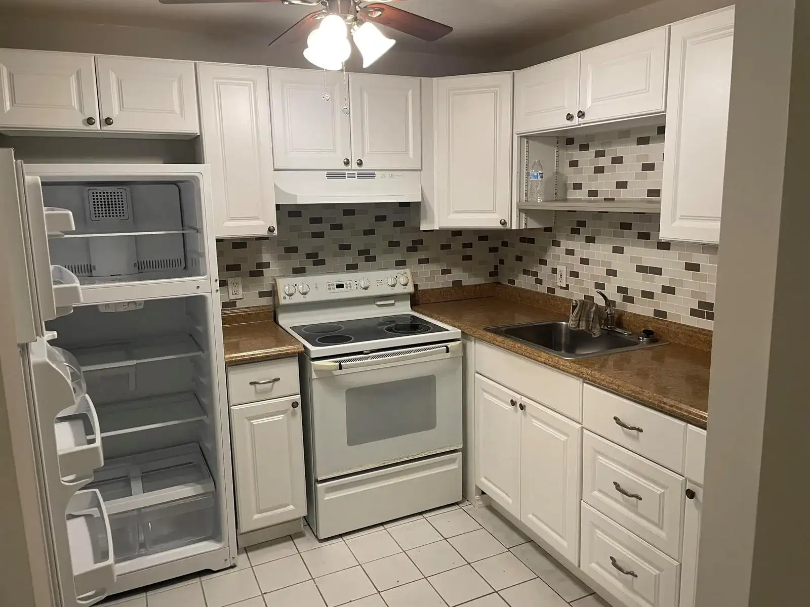 400 Village Green Circle W # 202, Palm Springs FL 33461 photo 3