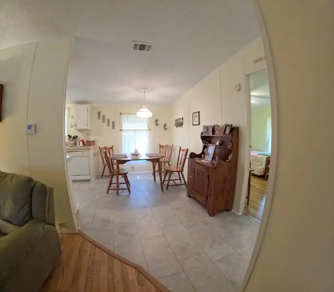 6280 Cypress Lane, Lantana FL 33462 photo 4