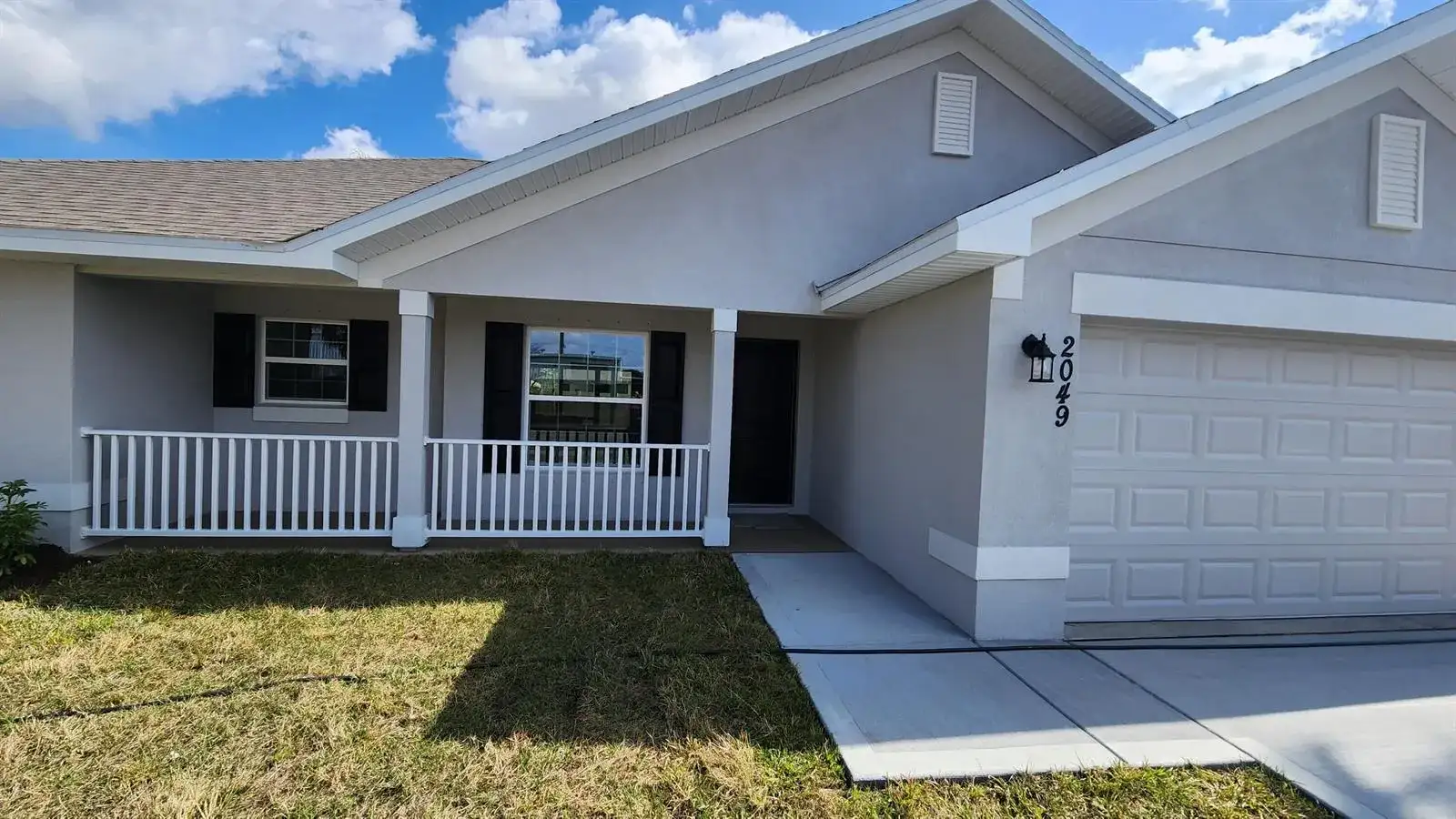 2049 SW Bayshore Boulevard, Port St. Lucie FL 34984 photo 2