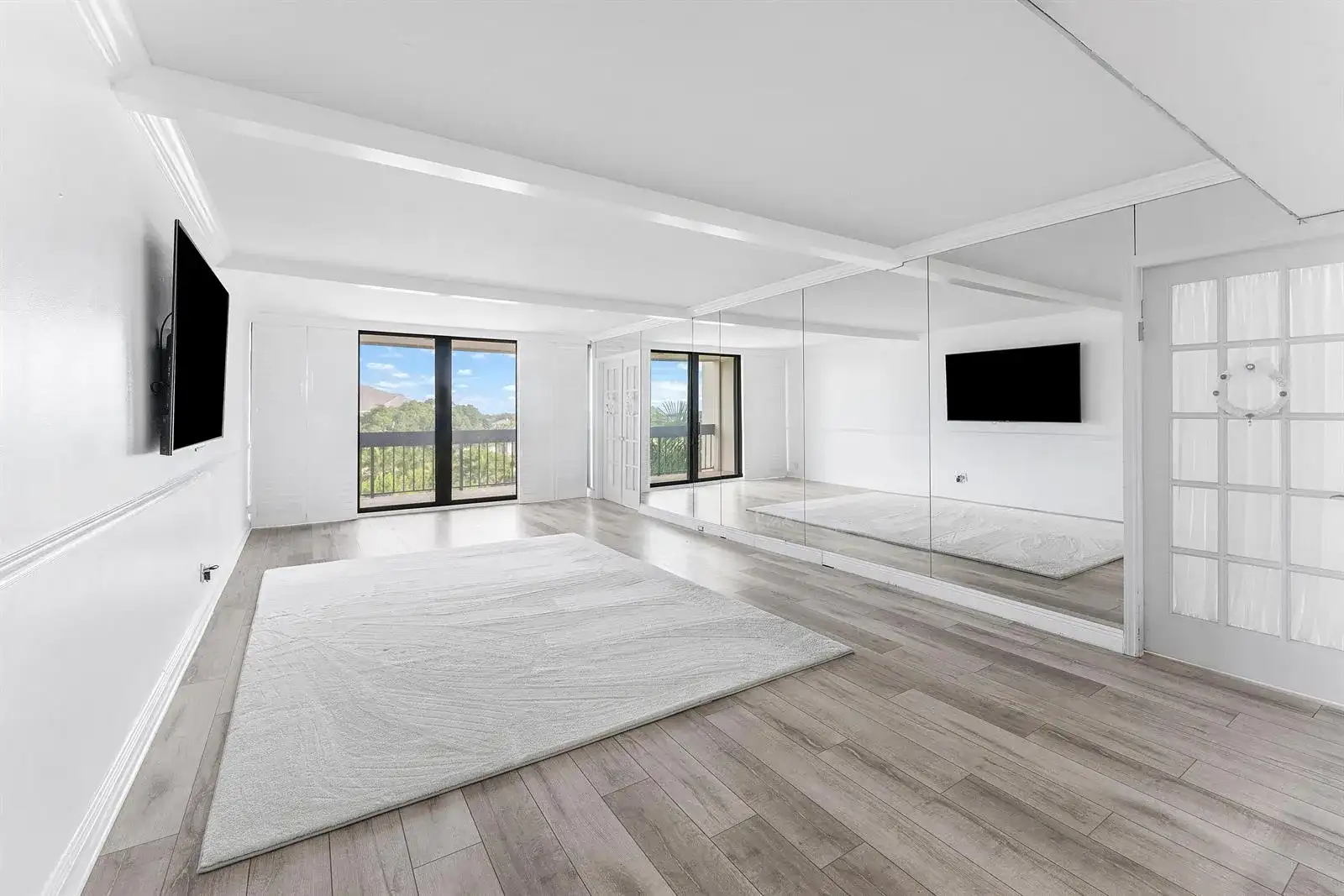 2400 Presidential Way # 503, West Palm Beach FL 33401 photo 5