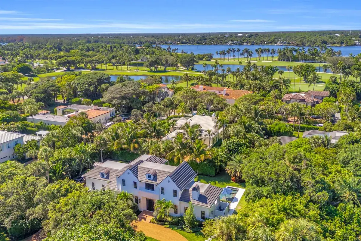 44 S Beach Road, Jupiter Island FL 33455