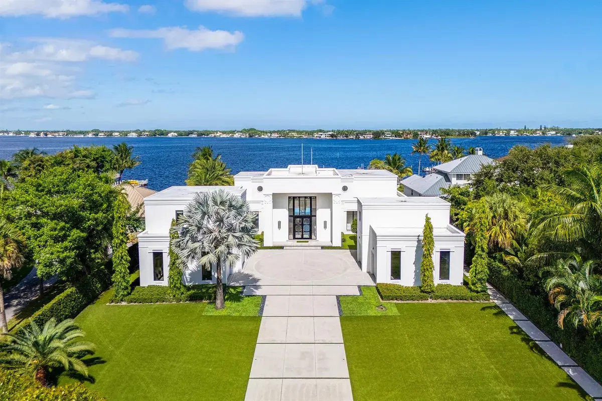 18200 Gardiner Lane, Jupiter FL 33458