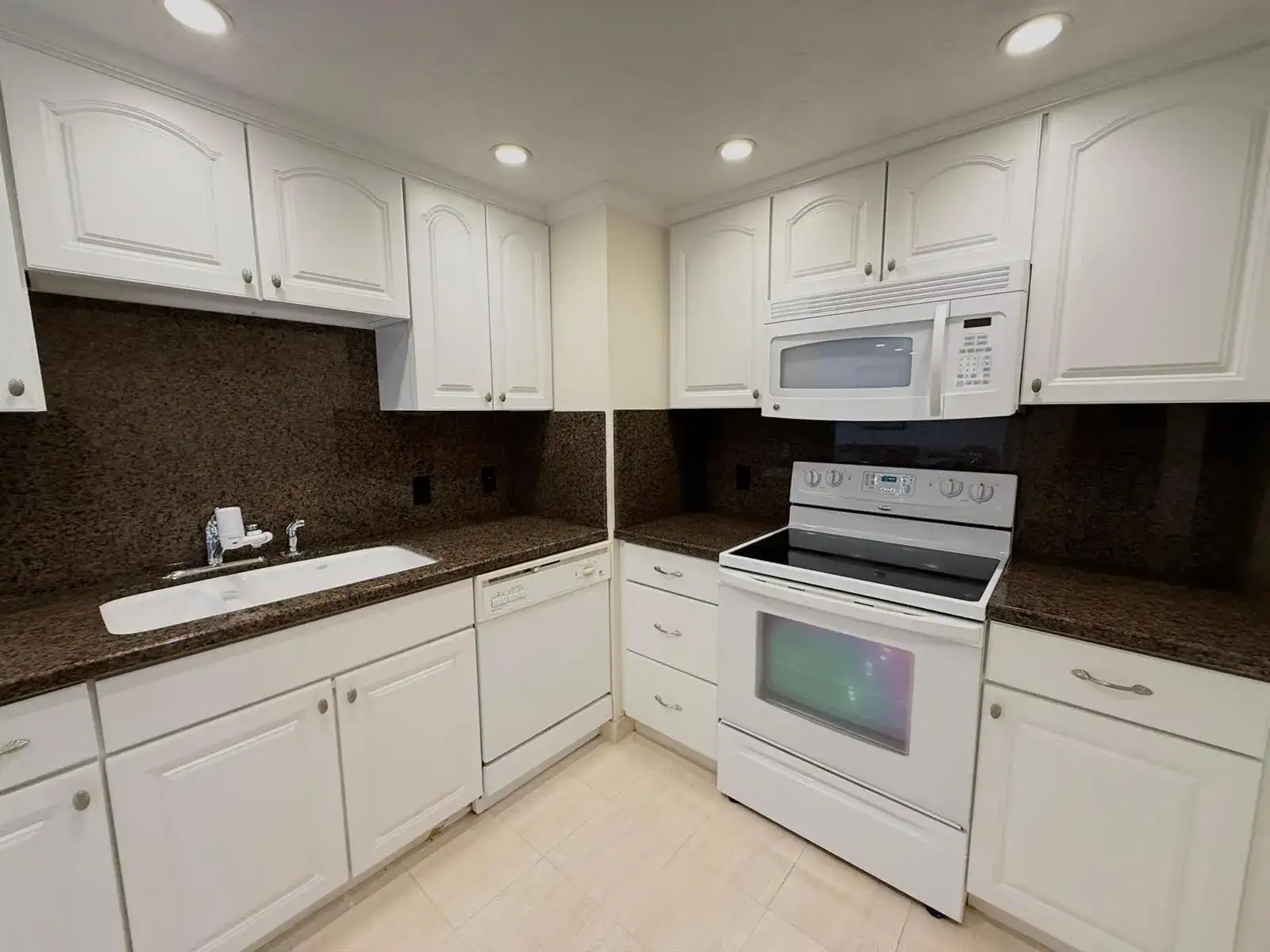 5600 N Flagler Drive # 2209, West Palm Beach FL 33407 photo 3