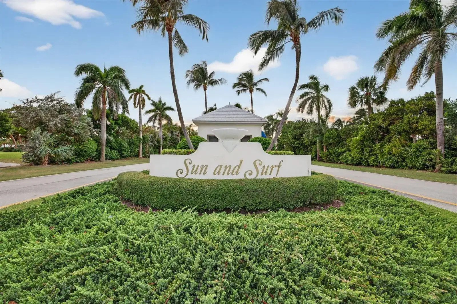 1201 Marble Way, Boca Raton FL 33432 photo 2