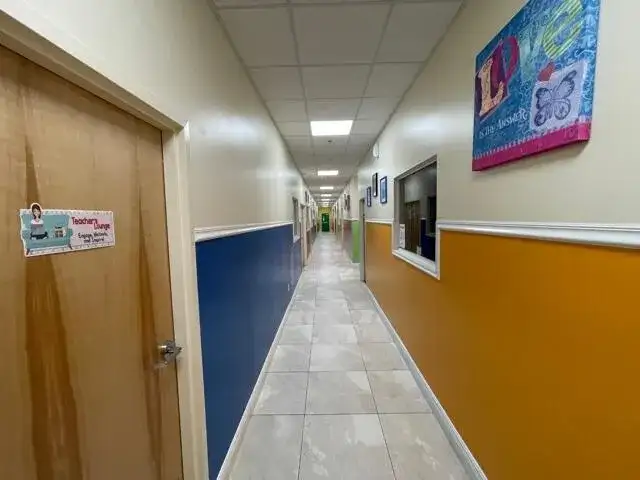 4480 S Tiffany Drive, Mangonia Park FL 33407 photo 5