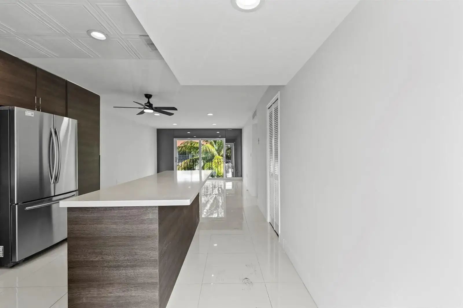 809 W Oakland Park Boulevard # K12, Oakland Park FL 33311 photo 2