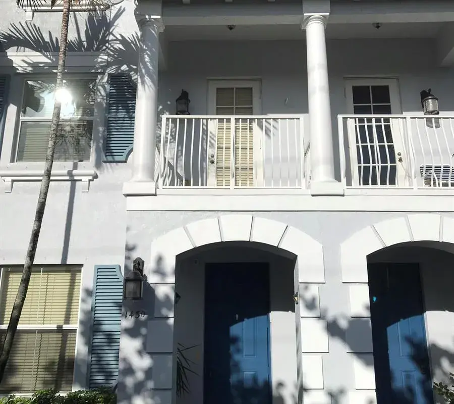 1430 Via Alferi, Boynton Beach FL 33426