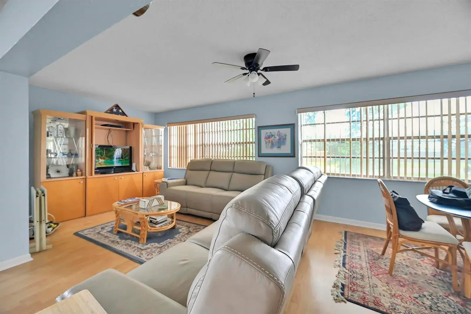6127 Rainbow Circle, FL 33463 photo 4