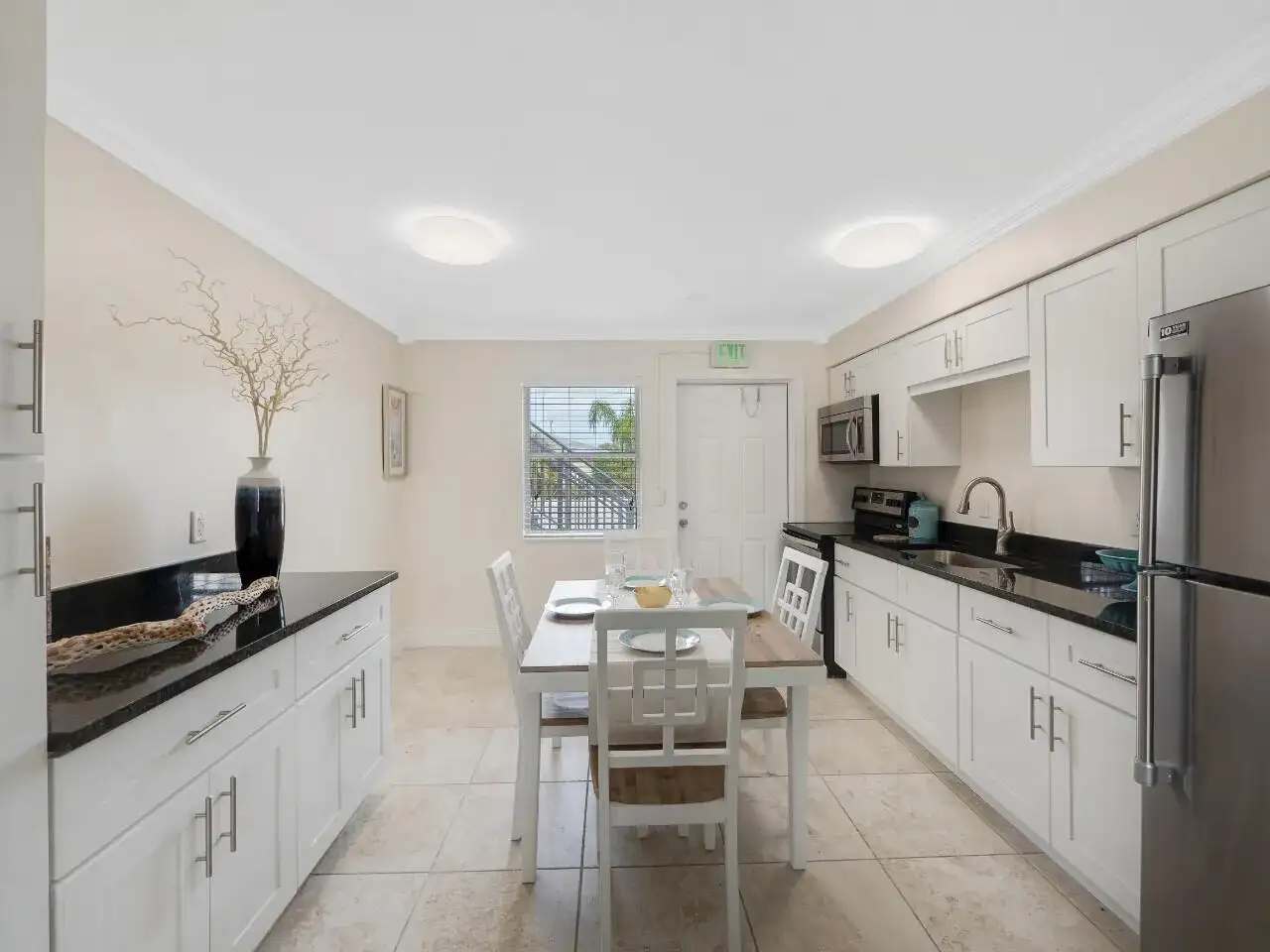 1236 Beach Road # 3, Singer Island FL 33404 photo 4