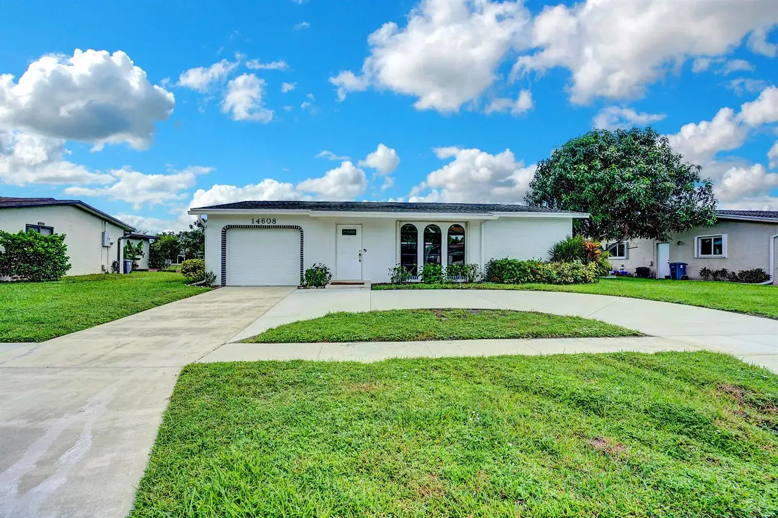 14608 Country Side Lane, Delray Beach FL 33484 photo 2