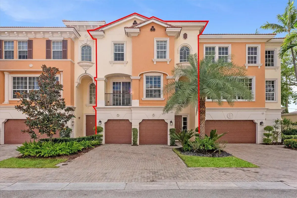 604 NE Francesca Lane, Boca Raton FL 33487