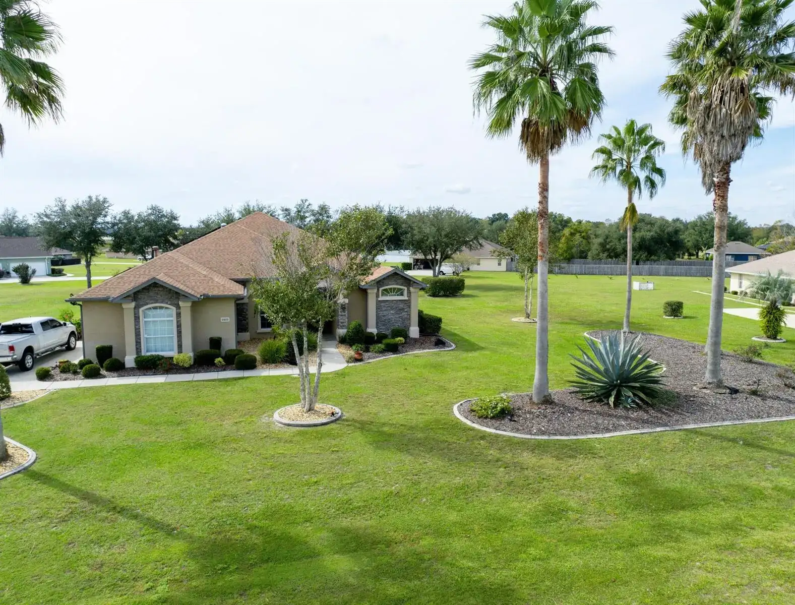 9908 SE 67th Avenue Road, FL 34420 photo 2