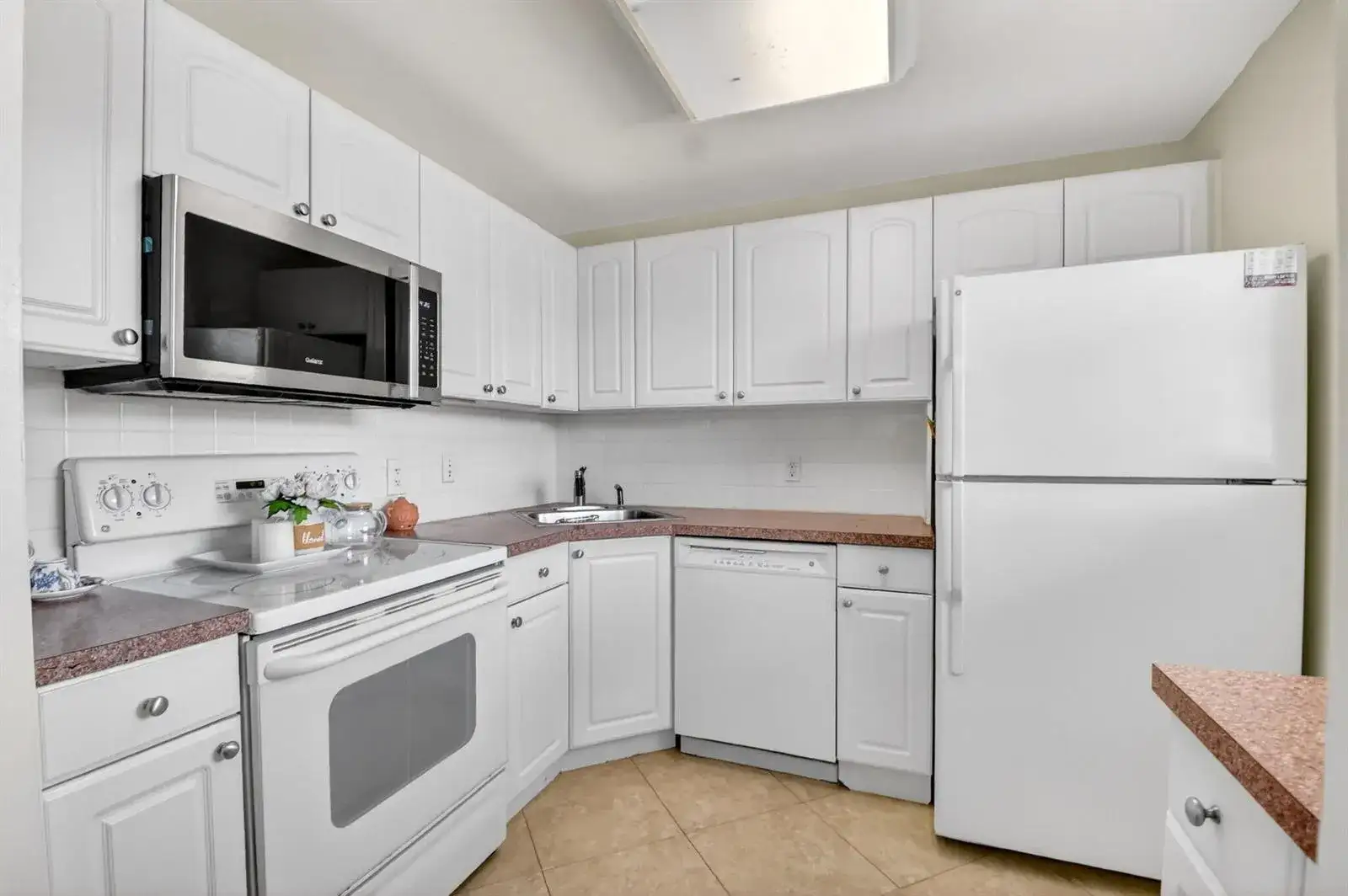2182 NE 1st Way # 202, Boynton Beach FL 33435 photo 4