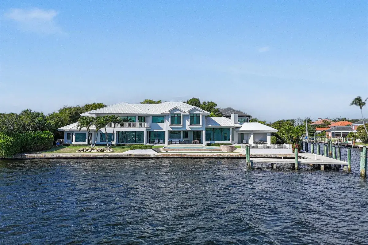 101 Bowsprit Drive, North Palm Beach FL 33408