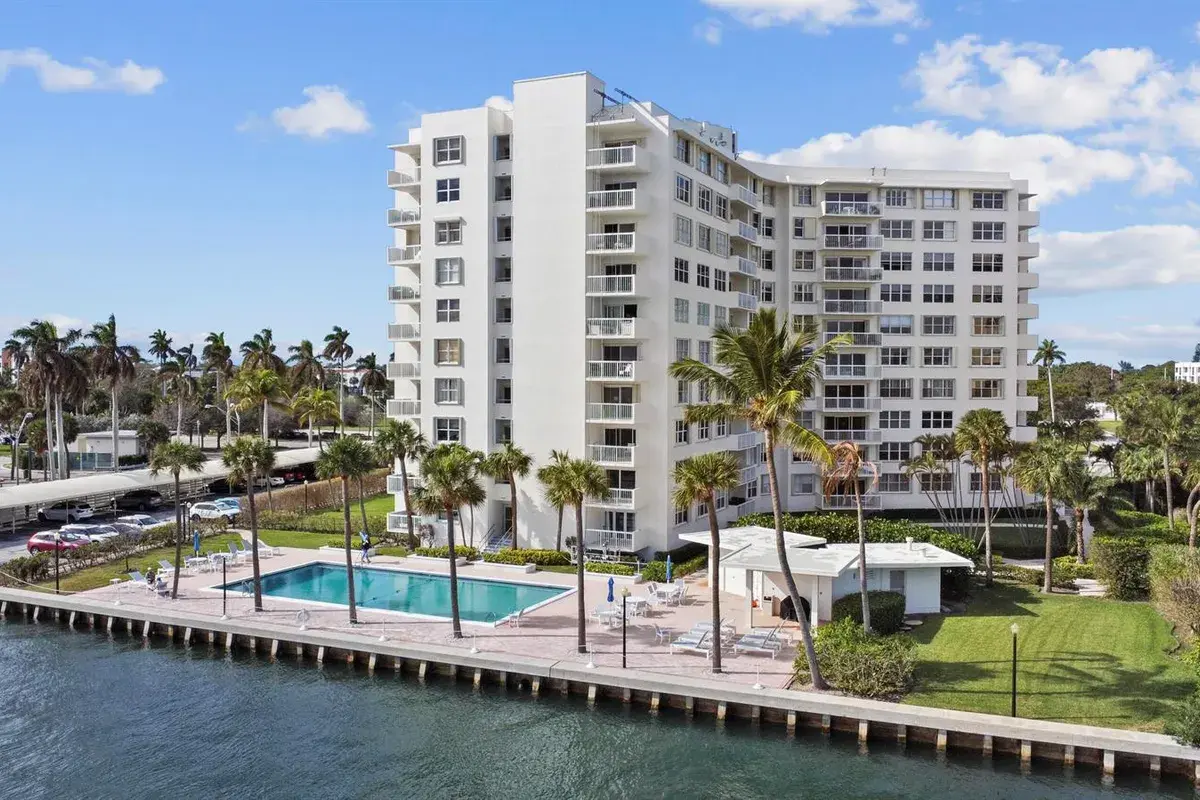 2600 N Flagler Drive # 1007, West Palm Beach FL 33407