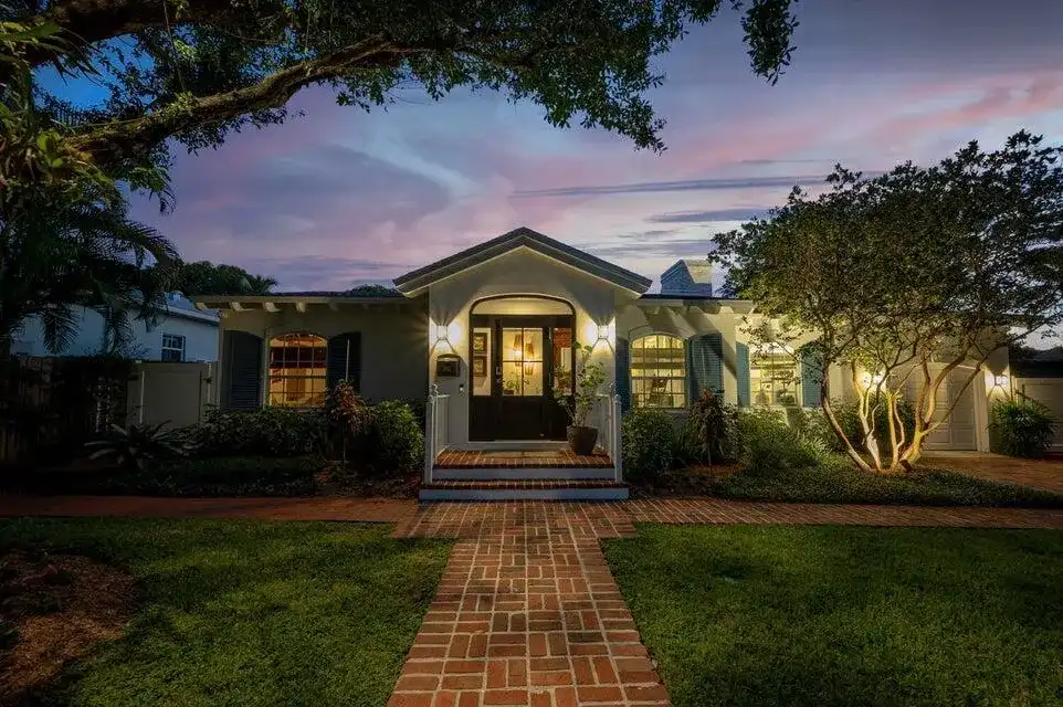 302 NW 16th Street, Delray Beach FL 33444
