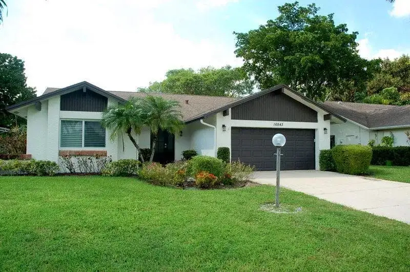 16843 Boca Delray Drive, Delray Beach FL 33484 photo 2