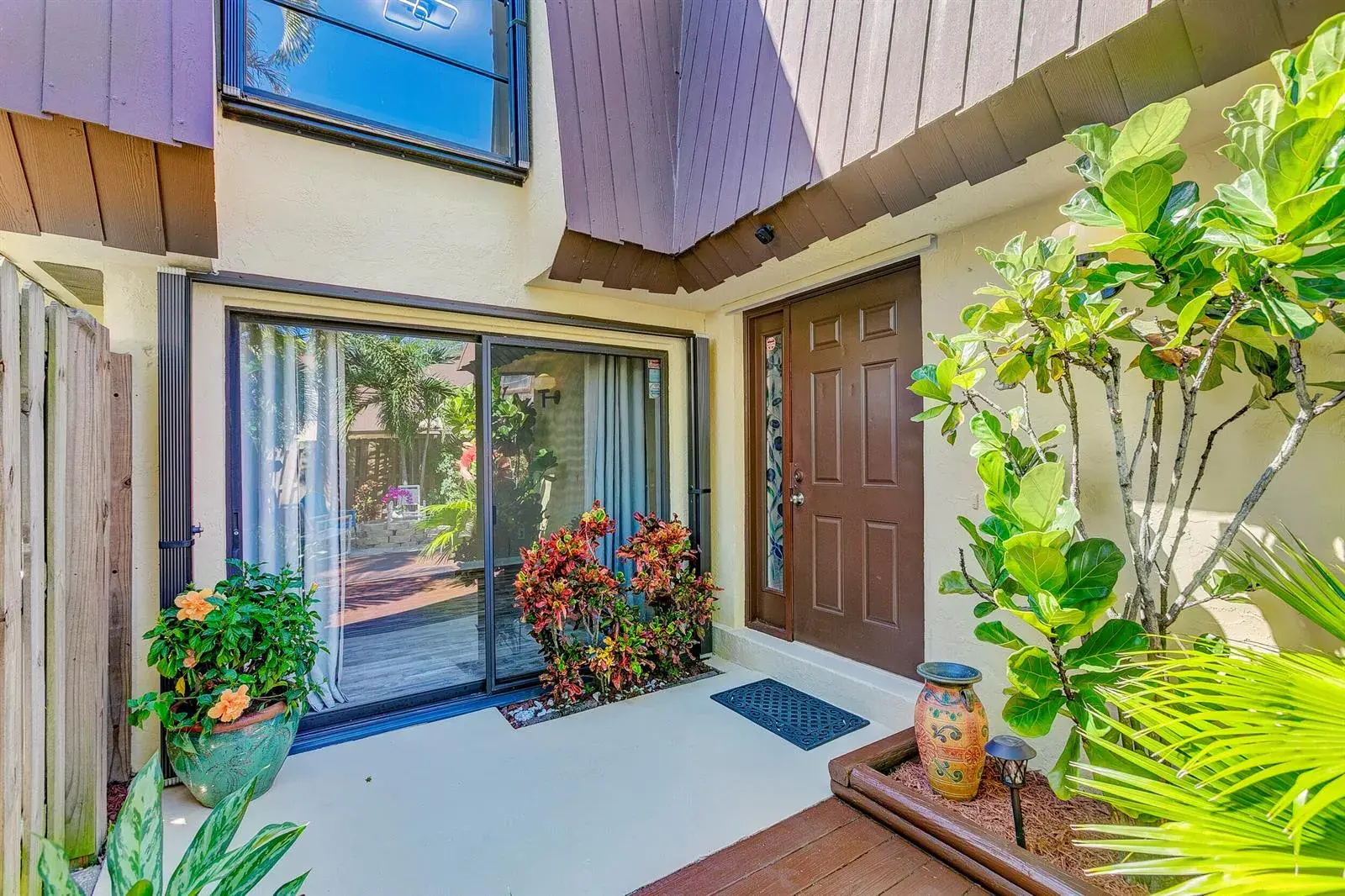 3530 E Gardens East Drive E # B, Palm Beach Gardens FL 33410