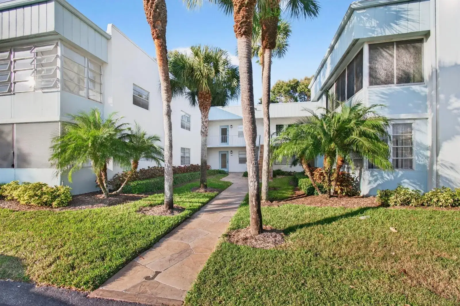 449 Normandy J, Delray Beach FL 33484 photo 2