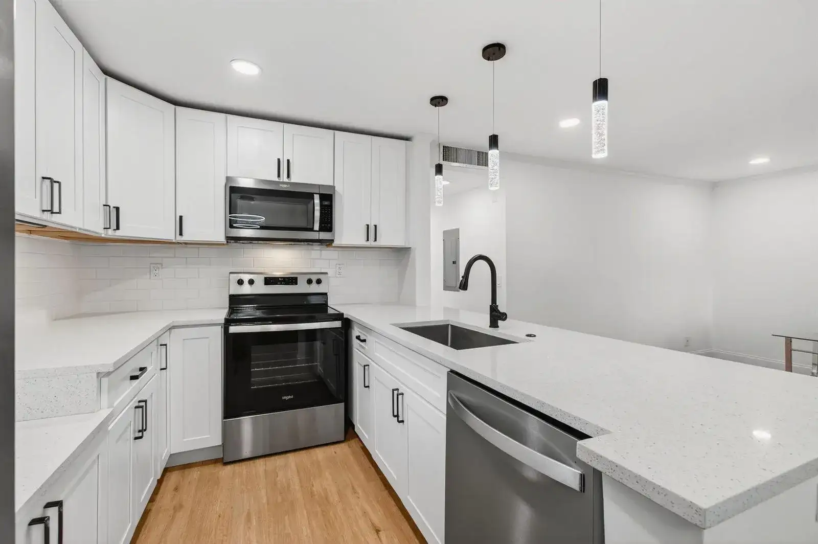 449 Normandy J, Delray Beach FL 33484 photo 3
