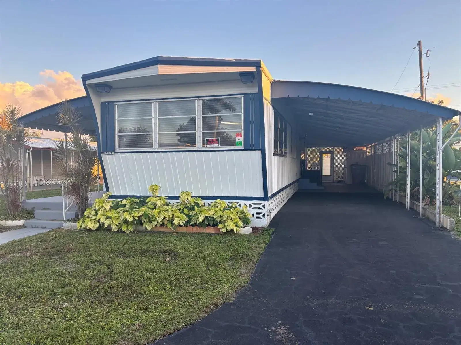 562 NE 47th St, Lot 393, Deerfield Beach FL 33064