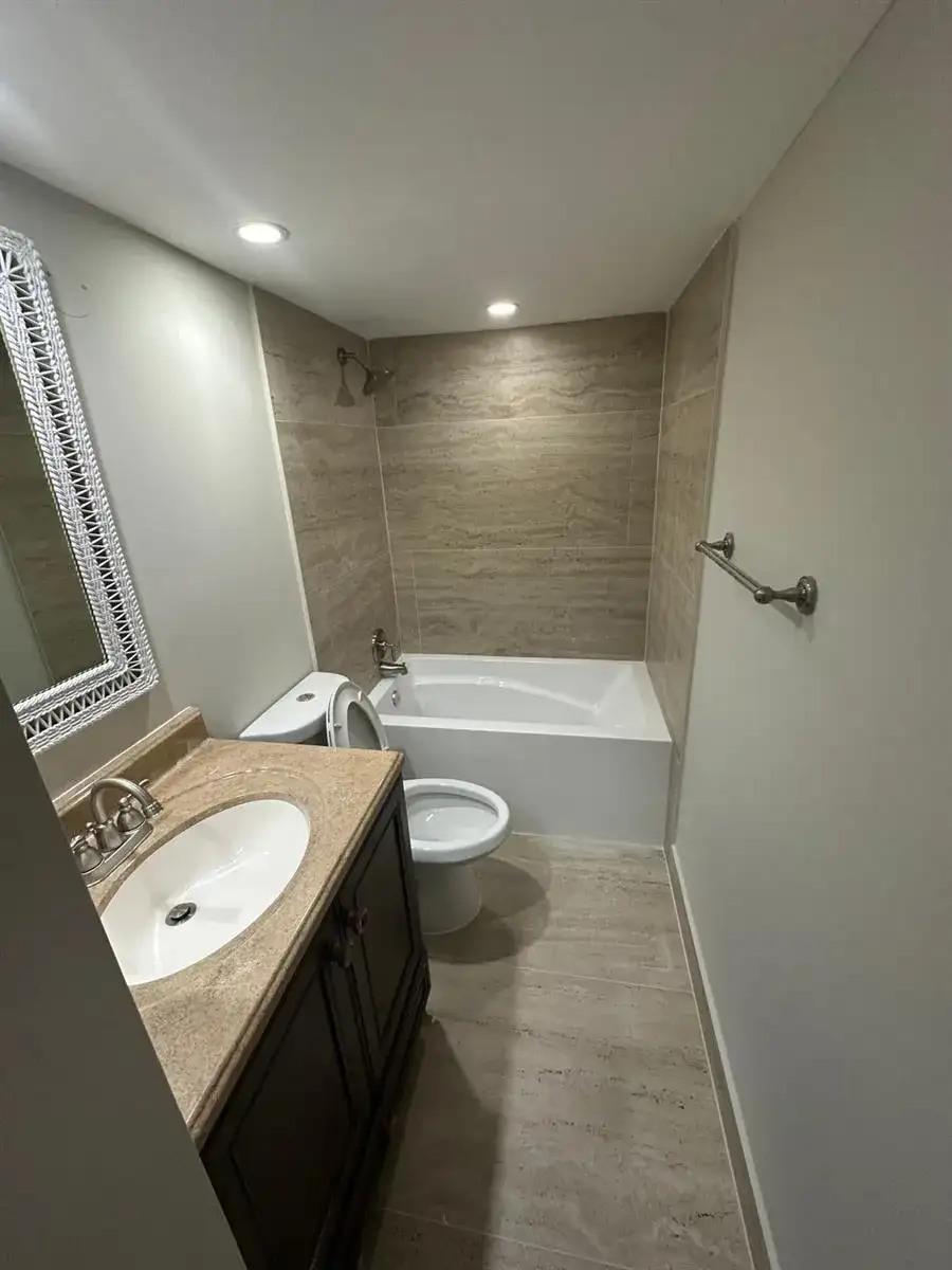 4374 NW 9th Avenue # 3b, Deerfield Beach FL 33064 photo 2